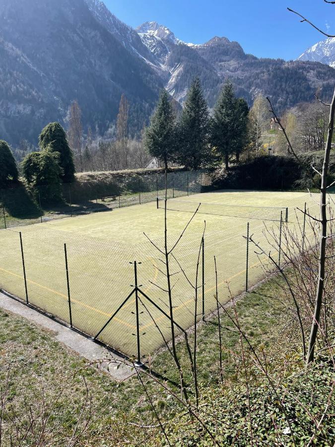 Courmayeur~Navetta Gratuita Per Il Centro+Impianti Zewnętrze zdjęcie