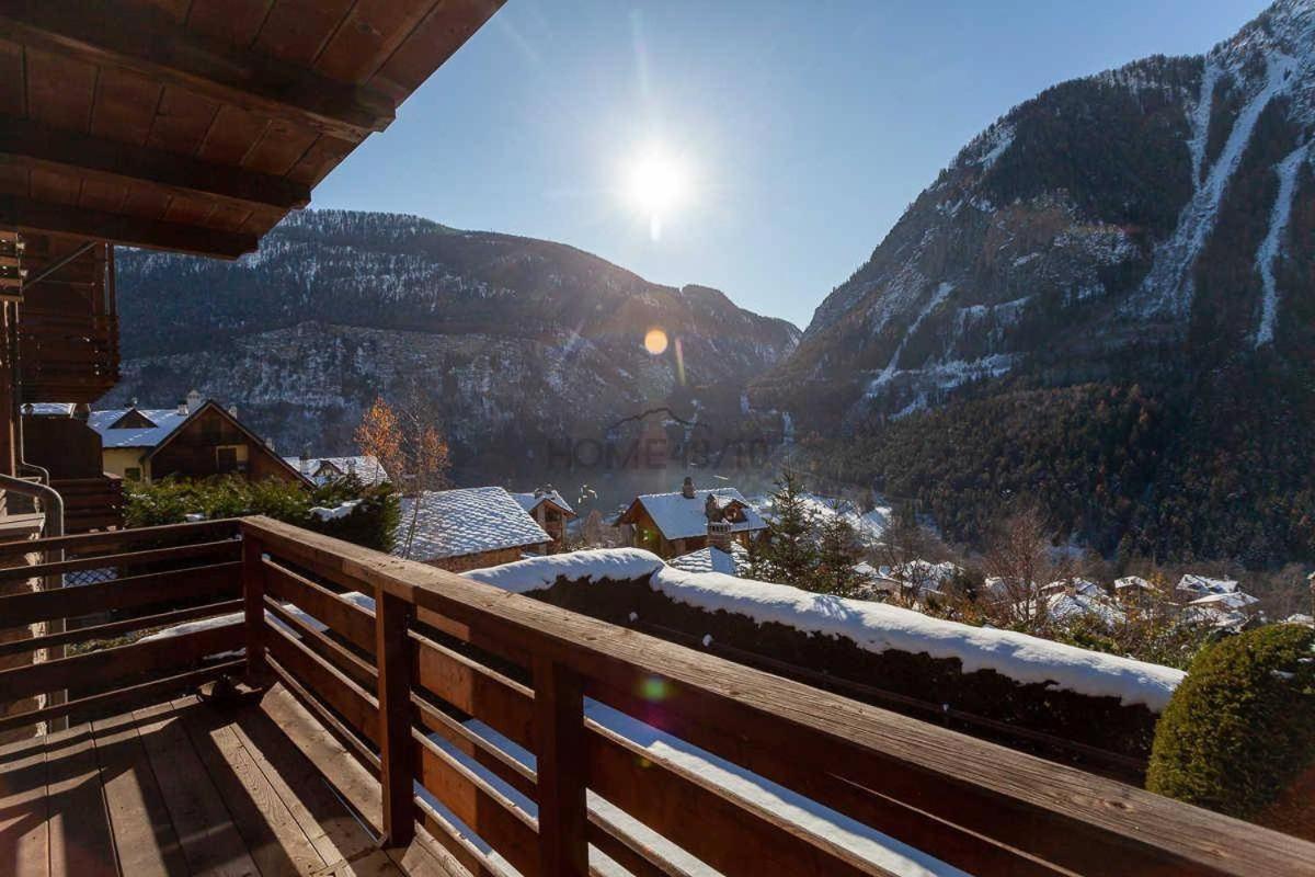 Courmayeur~Navetta Gratuita Per Il Centro+Impianti Zewnętrze zdjęcie