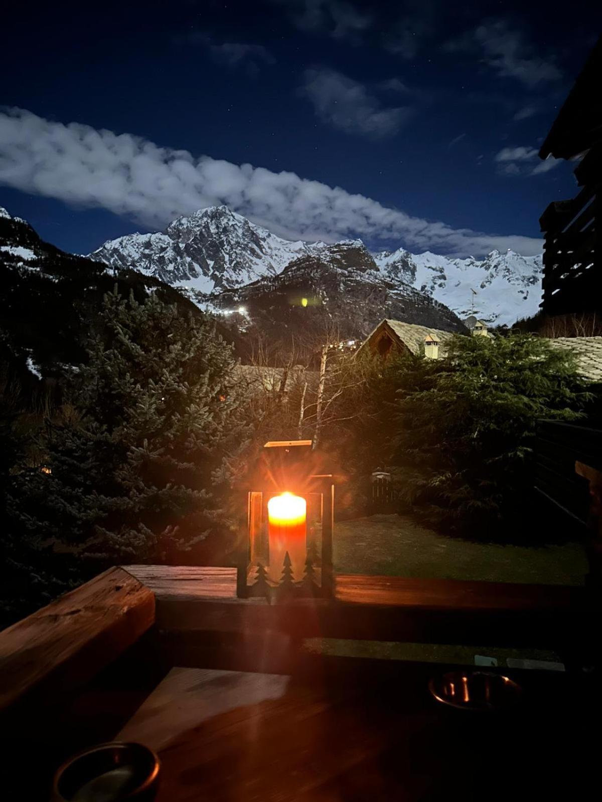 Courmayeur~Navetta Gratuita Per Il Centro+Impianti Zewnętrze zdjęcie